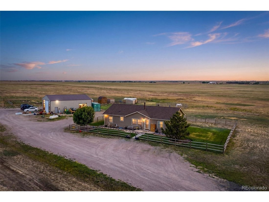 Farm Ranch in Strasburg, Colorado, United States 3 - 18154255