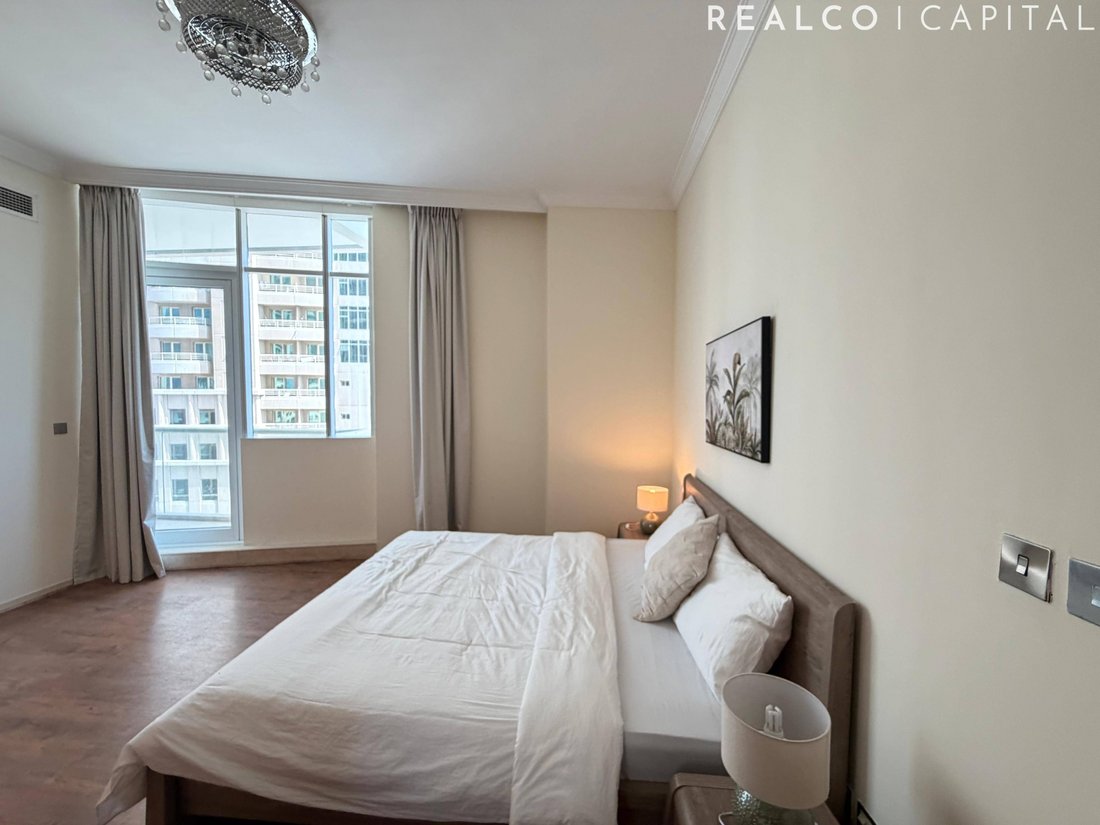 Apartment in Dubai, United Arab Emirates 2 - 18155185