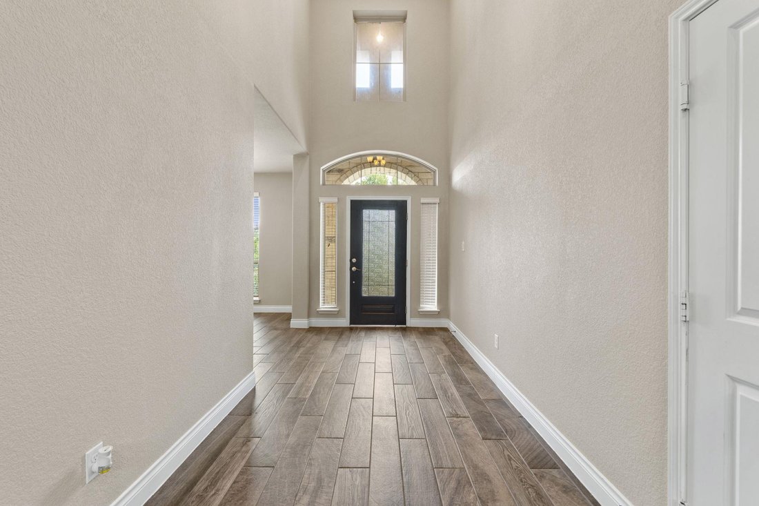House in Georgetown, Texas, United States 3 - 18167036