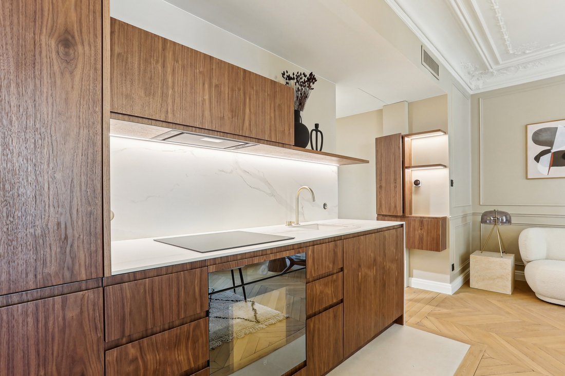 Apartment in Hoche-Friedland, Paris 8e Arrondissement, Paris 3 - 15440773