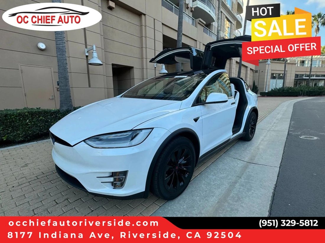 Suv in Riverside, CA, United States 1 - 18163552