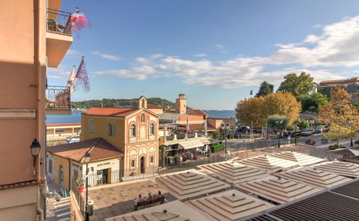 Appartement à Le Port, Villefranche-sur-Mer, France 1