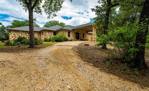 House in Davilla, Texas, United States 1