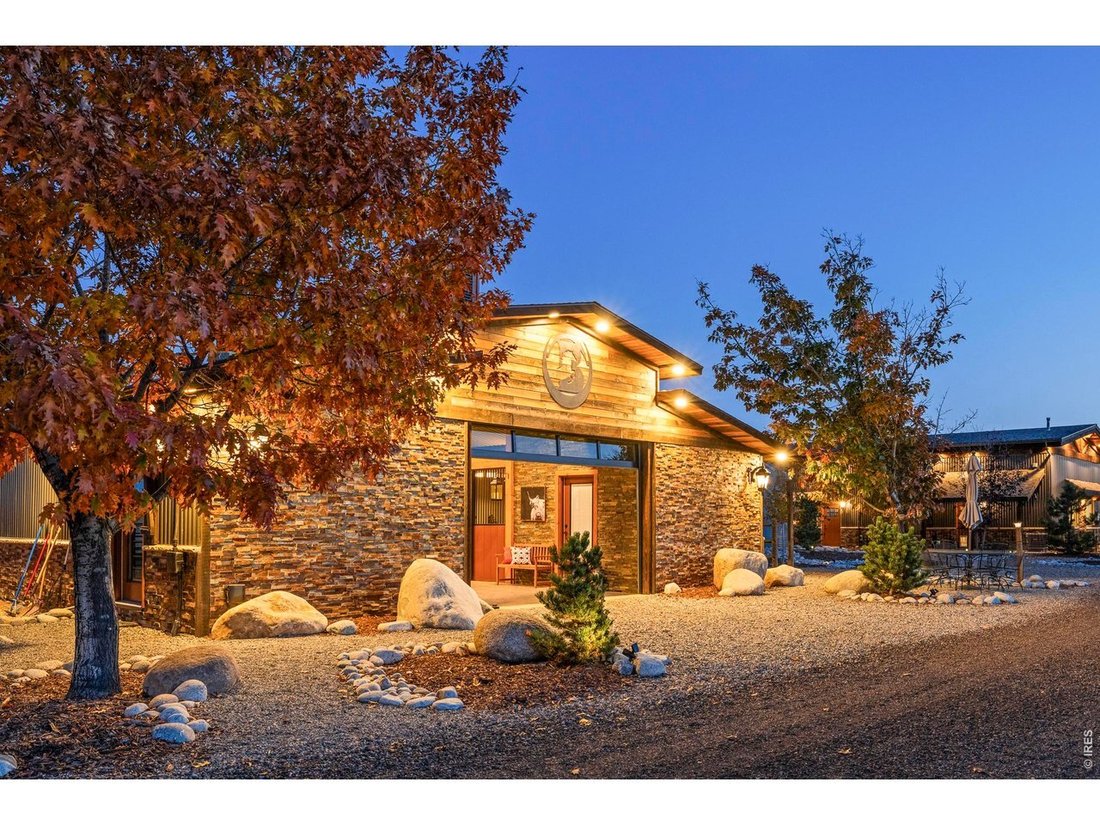 Longmont, Colorado, United States 1 - 18158071