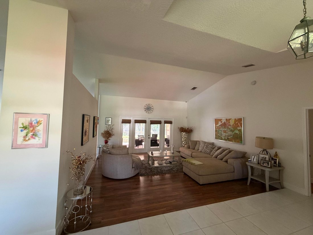 House in Palm Springs, Florida, United States 5 - 18166886