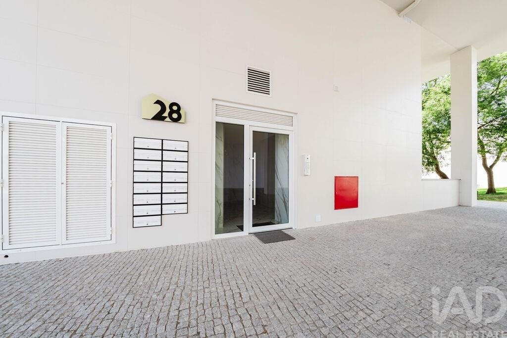 Apartment in Santo Onofre e Serra do Bouro, Leiria District, Portugal 3 - 18169029