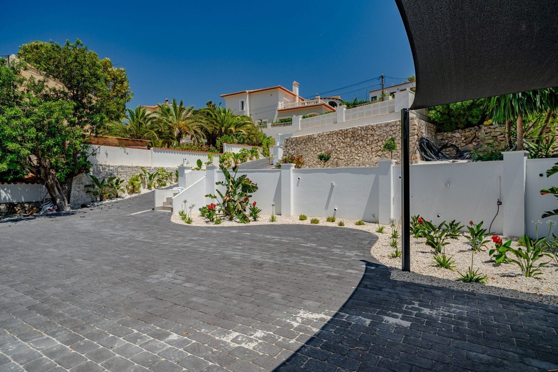 Chalet in Calp / Calpe, Valencian Community, Spain 3 - 18158937