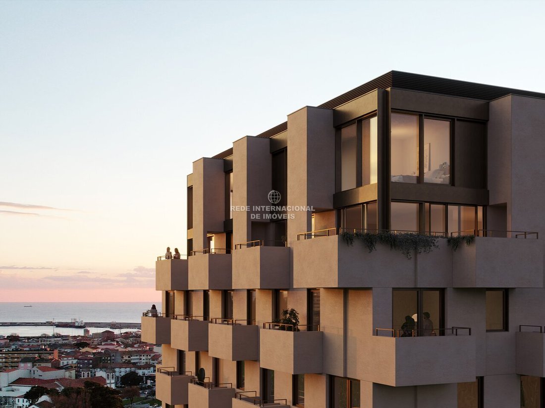 Apartment in Matosinhos e Leca da Palmeira, Porto District, Portugal 1 - 18164431