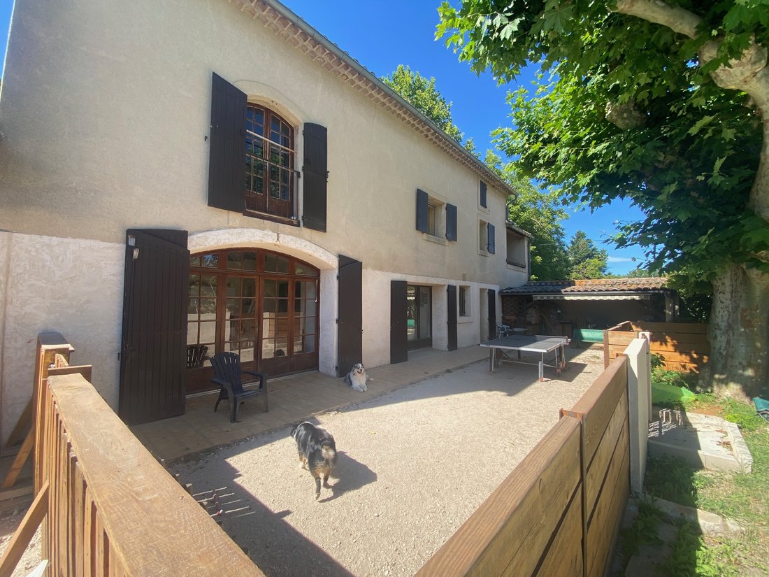 House in Althen-des-Paluds, Provence-Alpes-Côte d'Azur, France 2 - 18159173