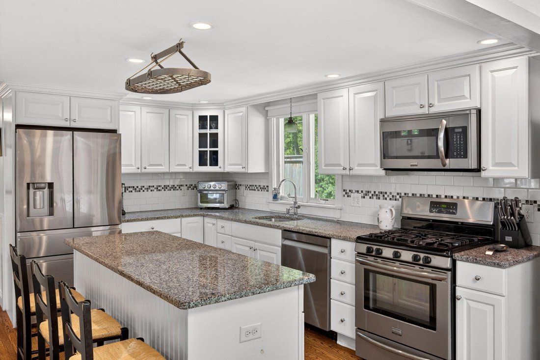 House in Harwich, Massachusetts, United States 5 - 18154078