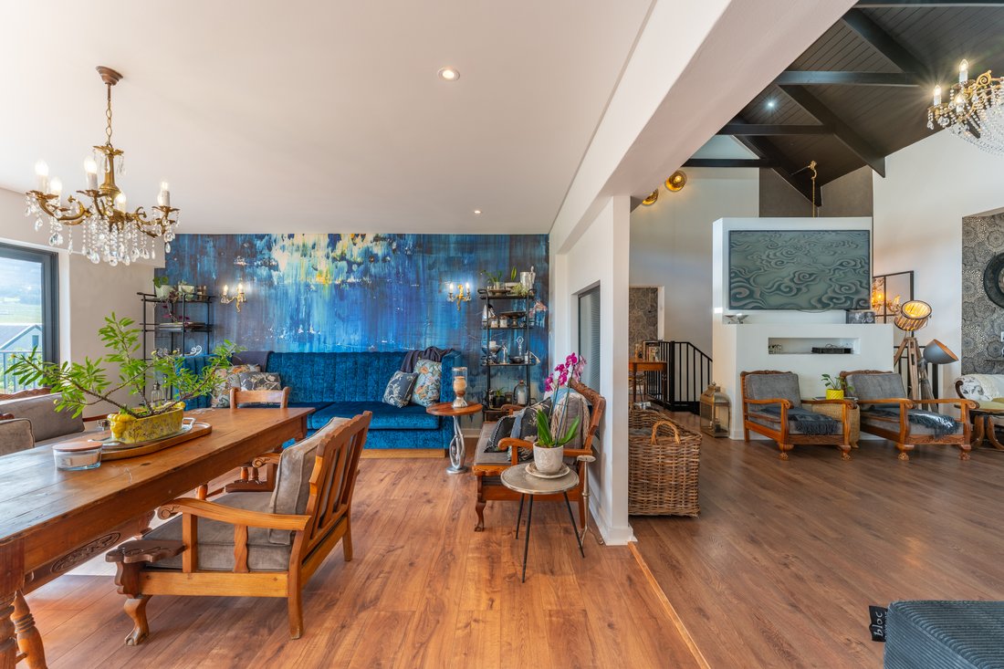 House in Franschhoek, Western Cape, South Africa 5 - 18160939