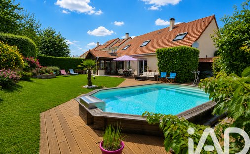 House in Nozay, Ile-de-France, France 1