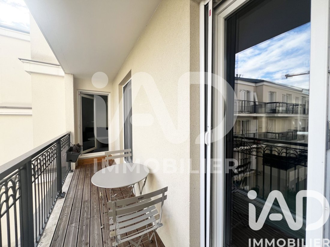 Apartment in Puteaux, Ile-de-France, France 1 - 18169383