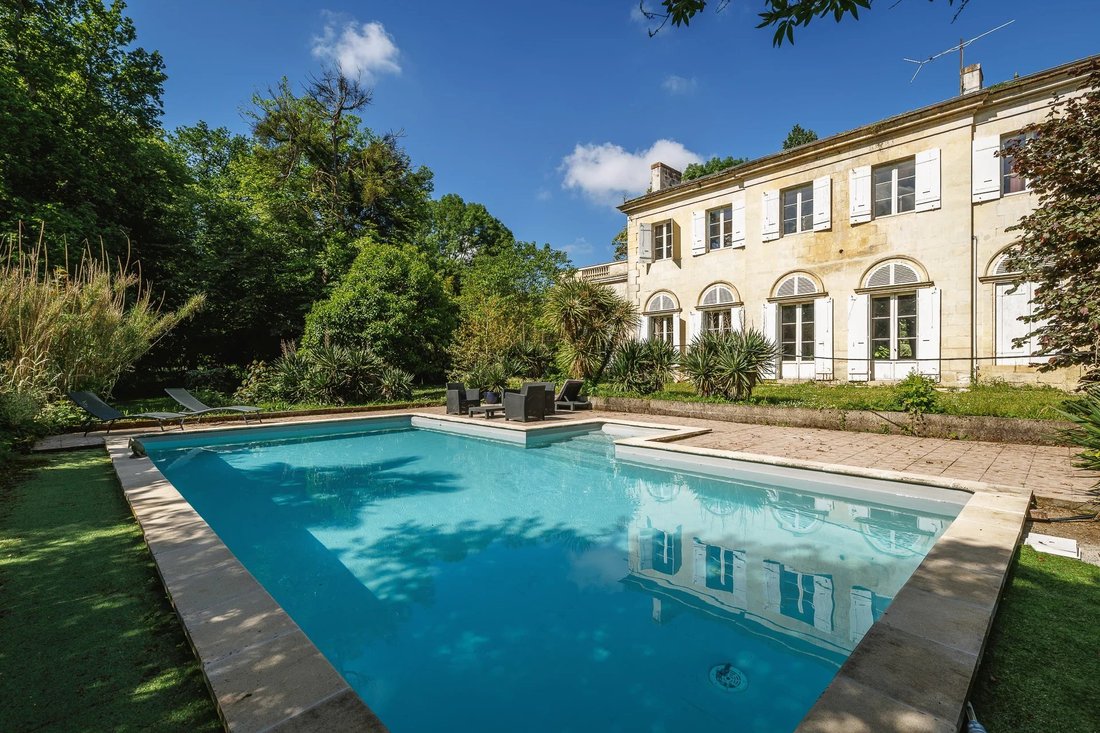 House in Arrondissement of Bordeaux, Nouvelle-Aquitaine, France 3 - 18160606