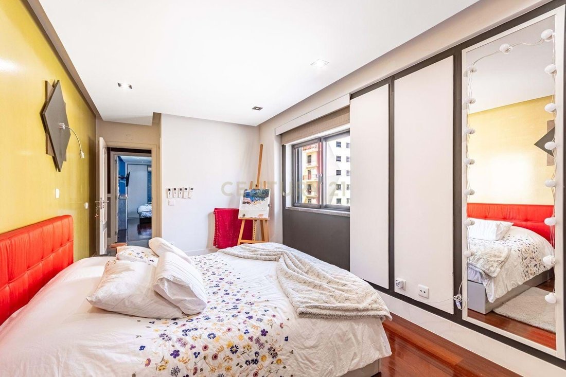 Apartment in Odivelas, Lisbon, Portugal 2 - 18167613