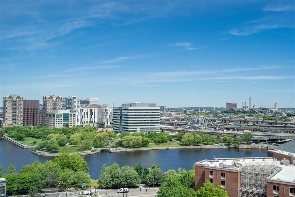 Condo in Boston, Massachusetts, United States 2 - 18160489