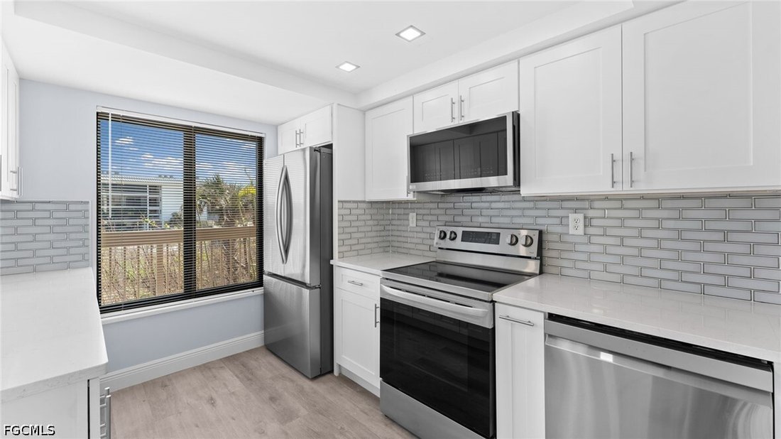 Condo in Sanibel, Florida, United States 4 - 18157835