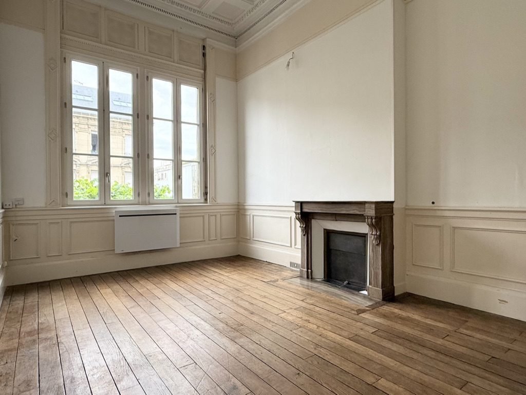 Apartment in Barbâtre-Saint Remy-Verrerie, Reims, France 1 - 18161963