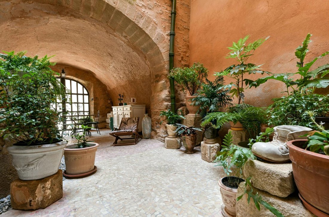 House in Uzès, Occitania, France 1 - 18156369