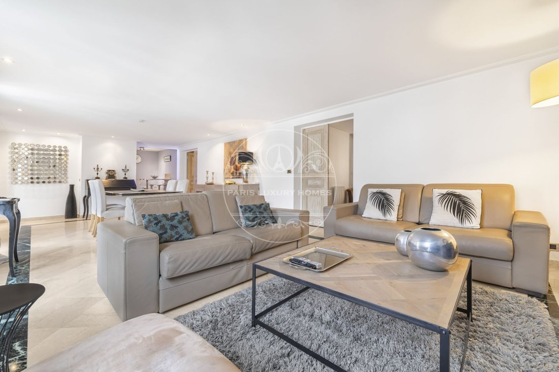Apartment in Palais Royal, Paris 1er Arrondissement, Paris 1 - 18155980