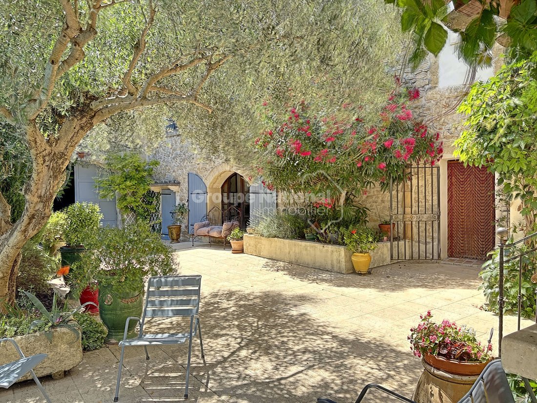 Villa in Aramon, Occitania, France 2 - 18171260