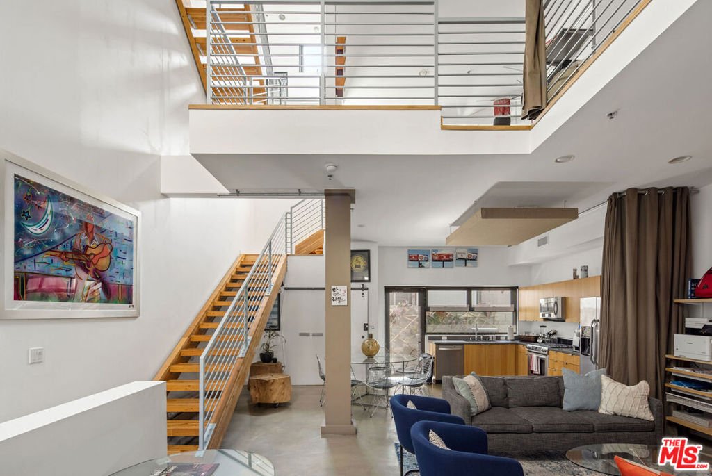 Condo in Los Angeles, California, United States 1 - 18162903