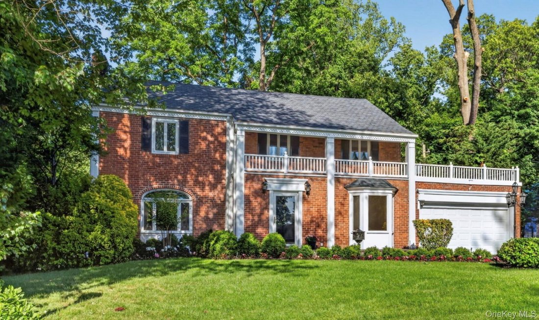 House in Manhasset, New York, United States 1 - 18158912