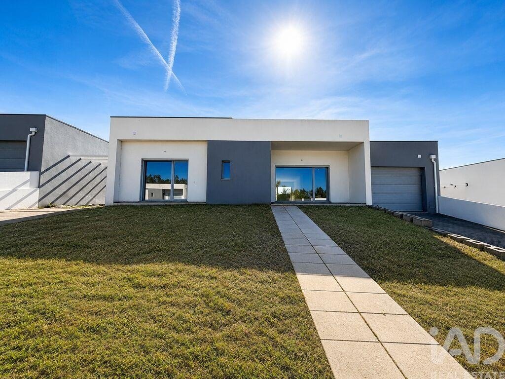 Townhouse in Leiria, Pousos, Barreira e Cortes, Leiria District, Portugal 1 - 17964735