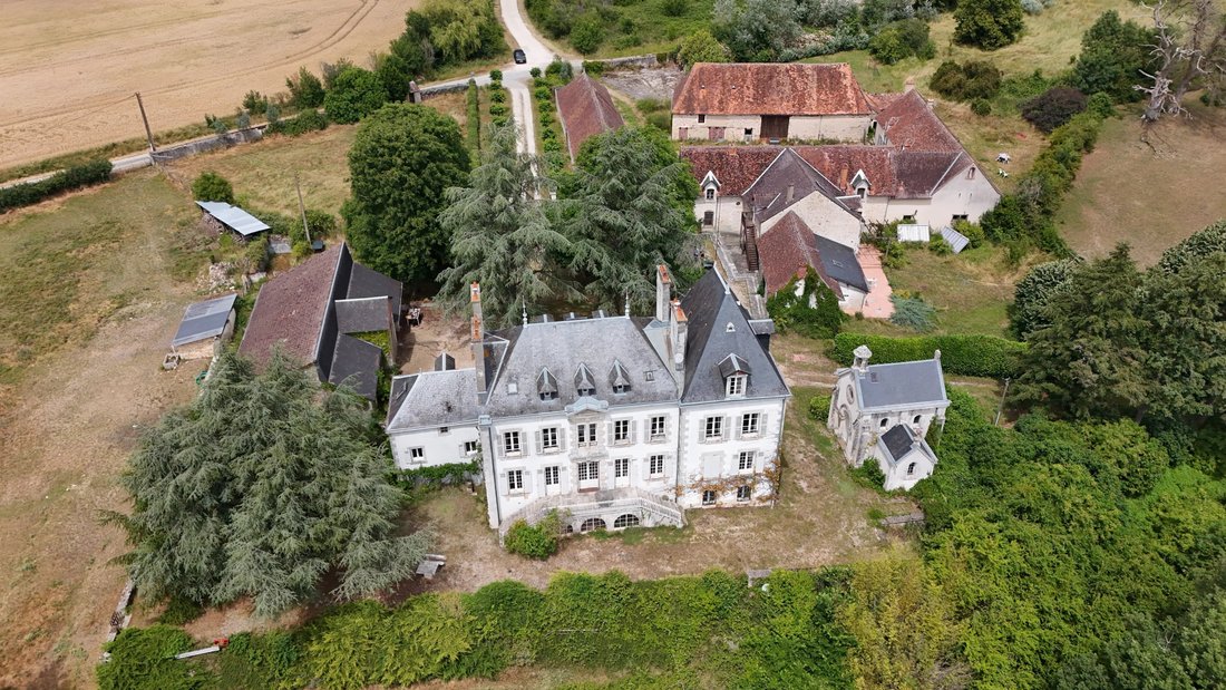 House in Saint-Gaultier, Centre-Val de Loire, France 1 - 18160672