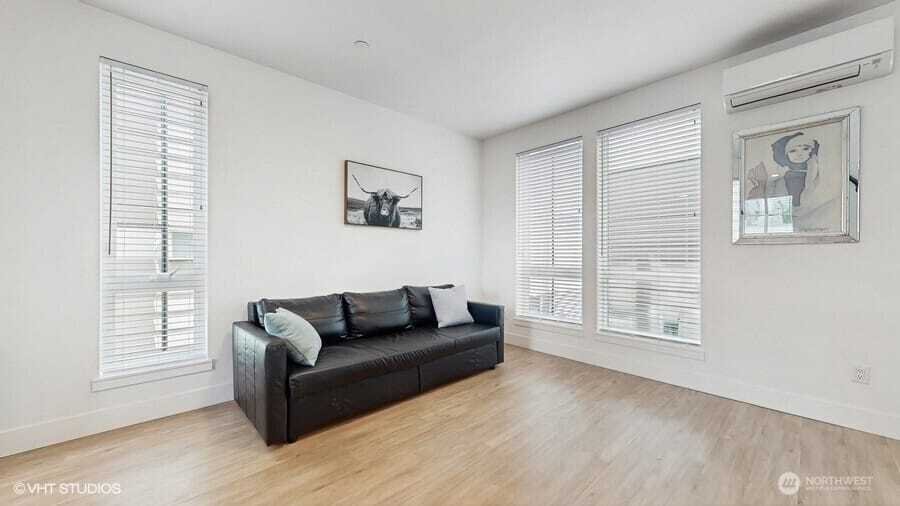 House in Seattle, Washington, United States 5 - 17512325