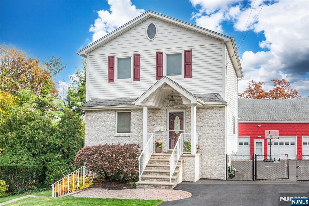 House in Clifton, New Jersey, United States 4 - 18164672