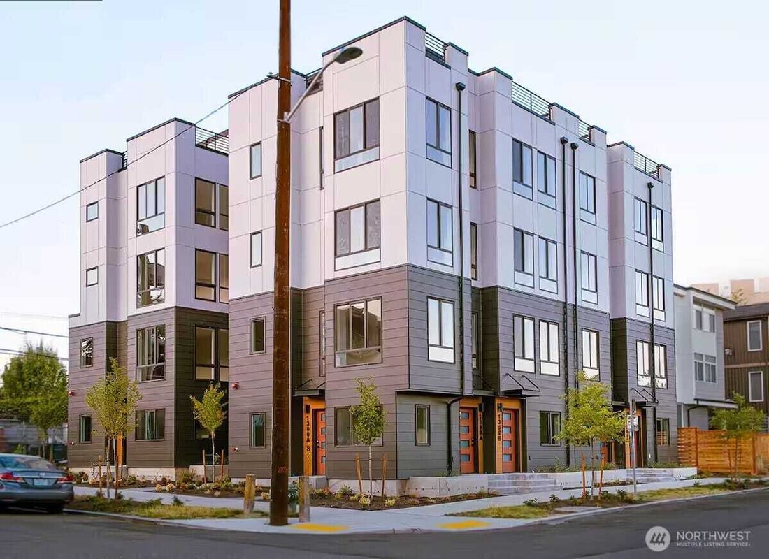 House in Seattle, Washington, United States 1 - 15895722