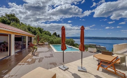 Villa in Dugi Rat, Split-Dalmatia County, Croatia 1