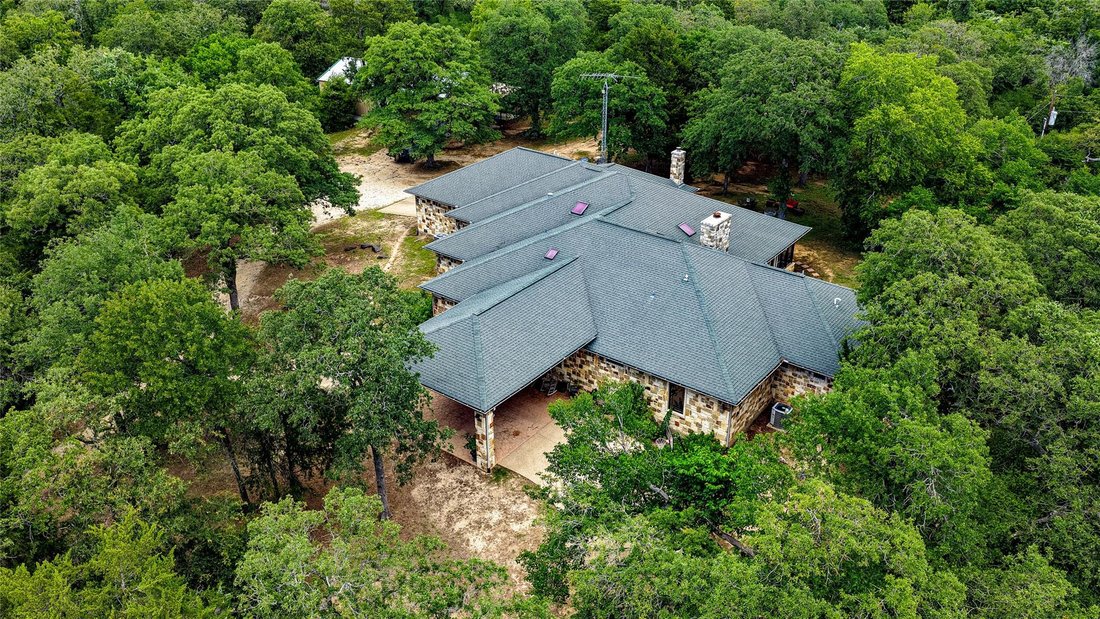 House in Davilla, Texas, United States 3 - 18167035