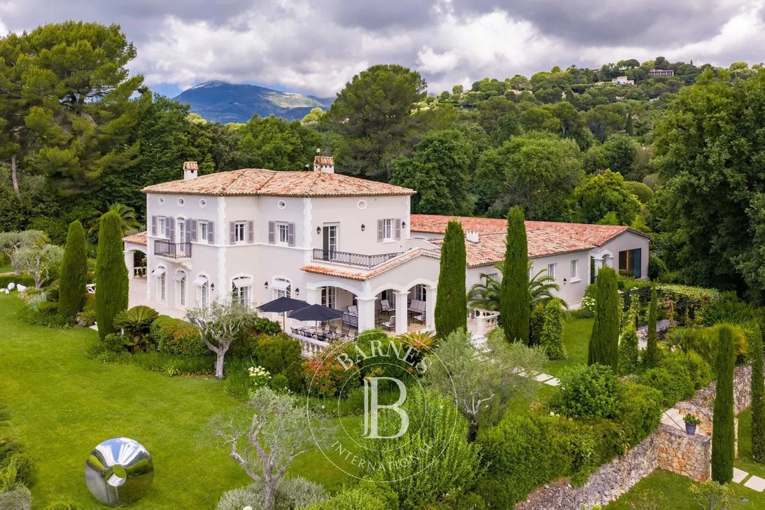 Estate in Quartiers Est les Salettes-Les Campons, La Colle-sur-Loup, France 2 - 18156283