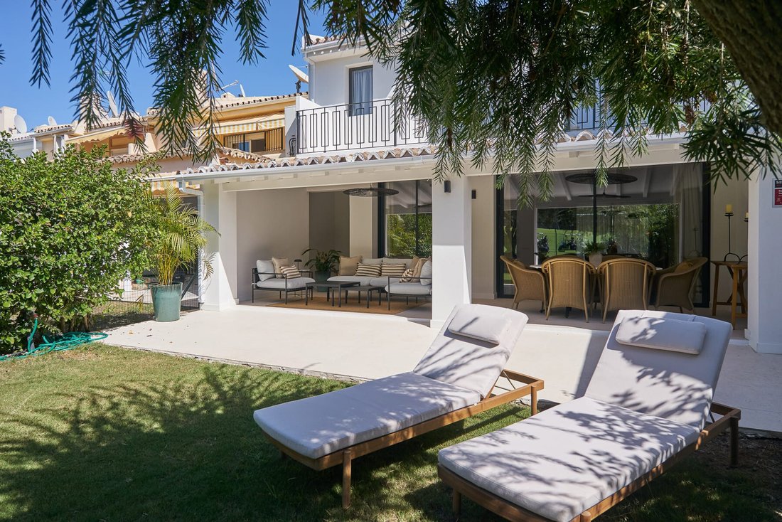Townhouse in Nueva Andalucia, Marbella, Spain 3 - 18163681