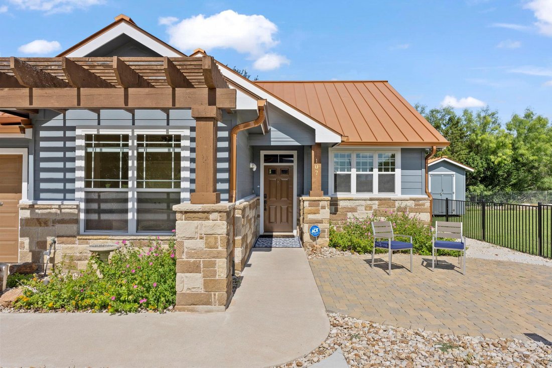 House in Llano, Texas, United States 1 - 17988490