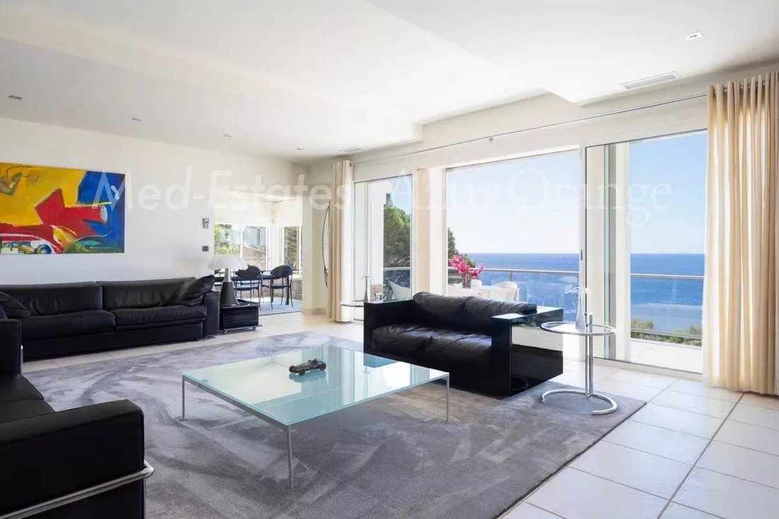 Villa in Les Issambres, Roquebrune-sur-Argens, France 5 - 18155741