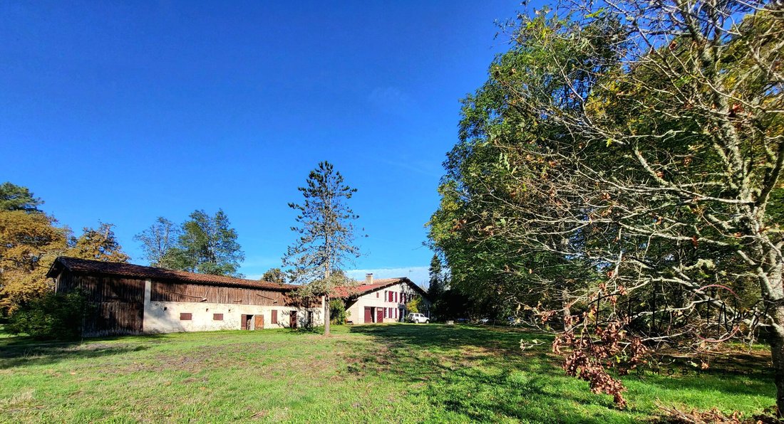 House in Saint-Symphorien, Nouvelle-Aquitaine, France 1 - 18171633