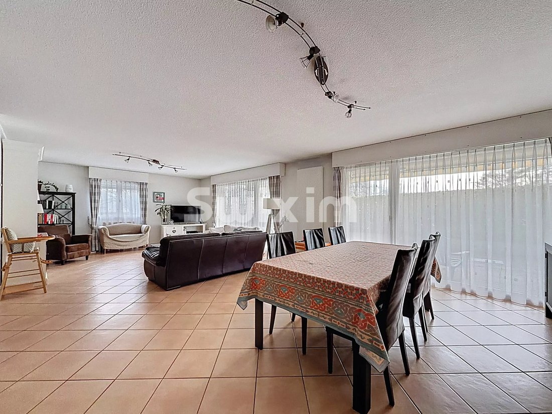 Apartment in Ferney-Voltaire, Auvergne-Rhône-Alpes, France 2 - 18155206