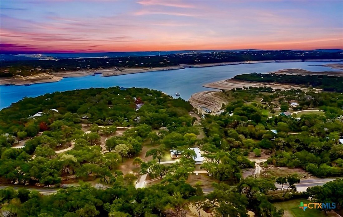 House in Jonestown, Texas, United States 2 - 18157805