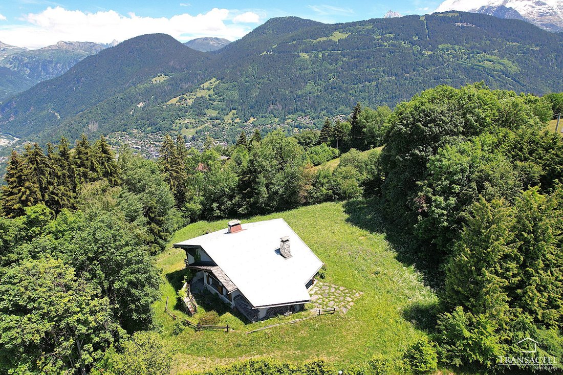 Chalet in Saint-Gervais-les-Bains, Auvergne-Rhône-Alpes, France 4 - 18155947