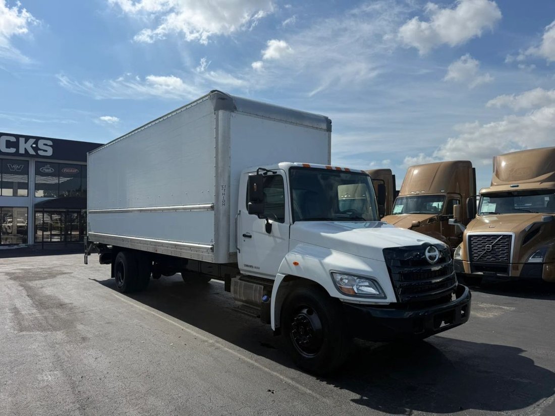 Pickup in Miami, FL, United States 3 - 18167860