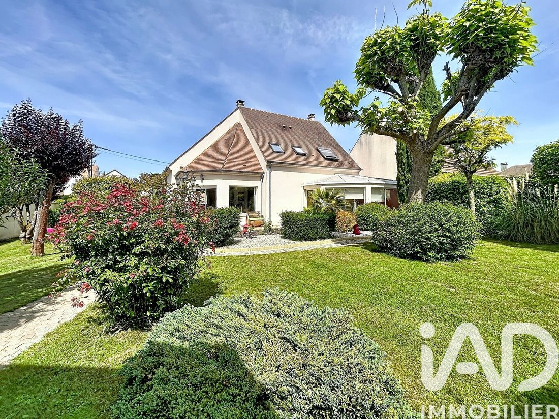 House in Favières, Ile-de-France, France 2 - 18167659