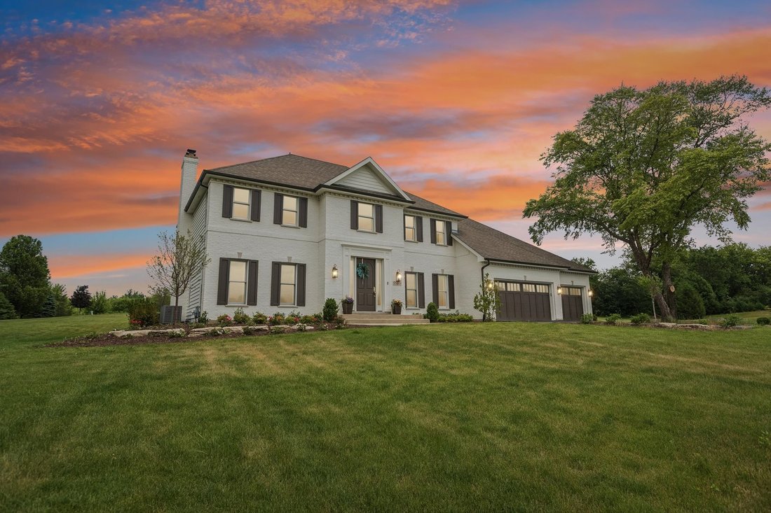 House in Campton Hills, Illinois, United States 2 - 18159497