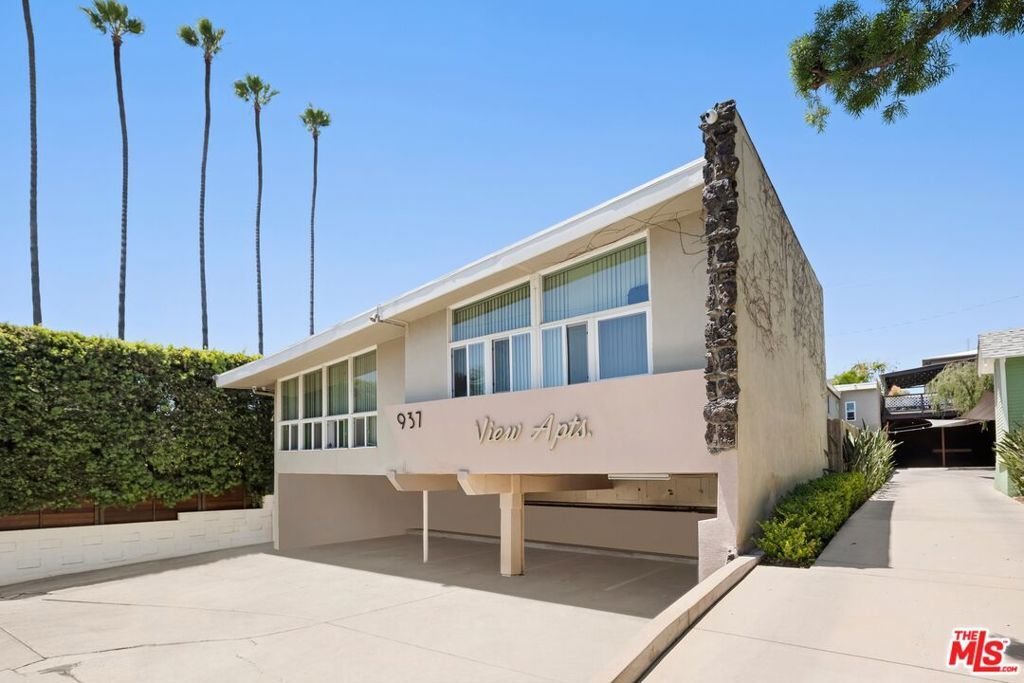 Los Angeles, California, United States 5 - 18159634