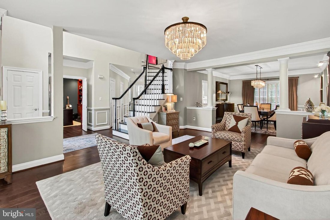 House in Potomac Falls, Virginia, United States 4 - 18170846