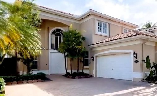 House in Sunny Isles Beach, Florida, United States 1