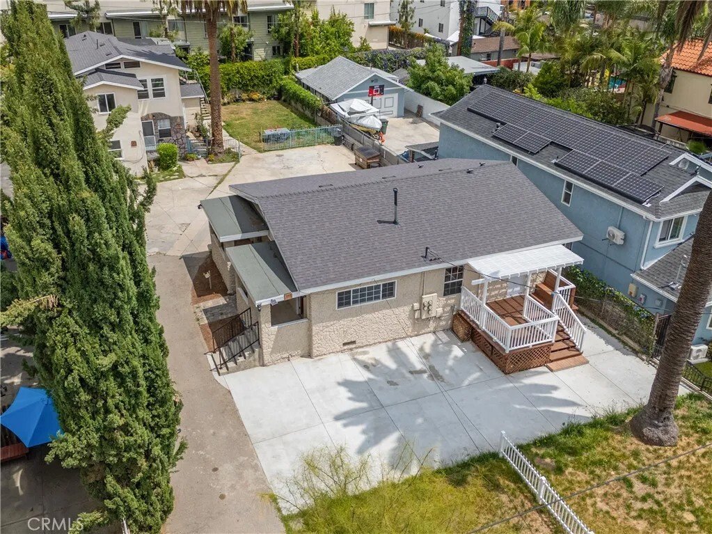Altadena, California, United States 3 - 17849771