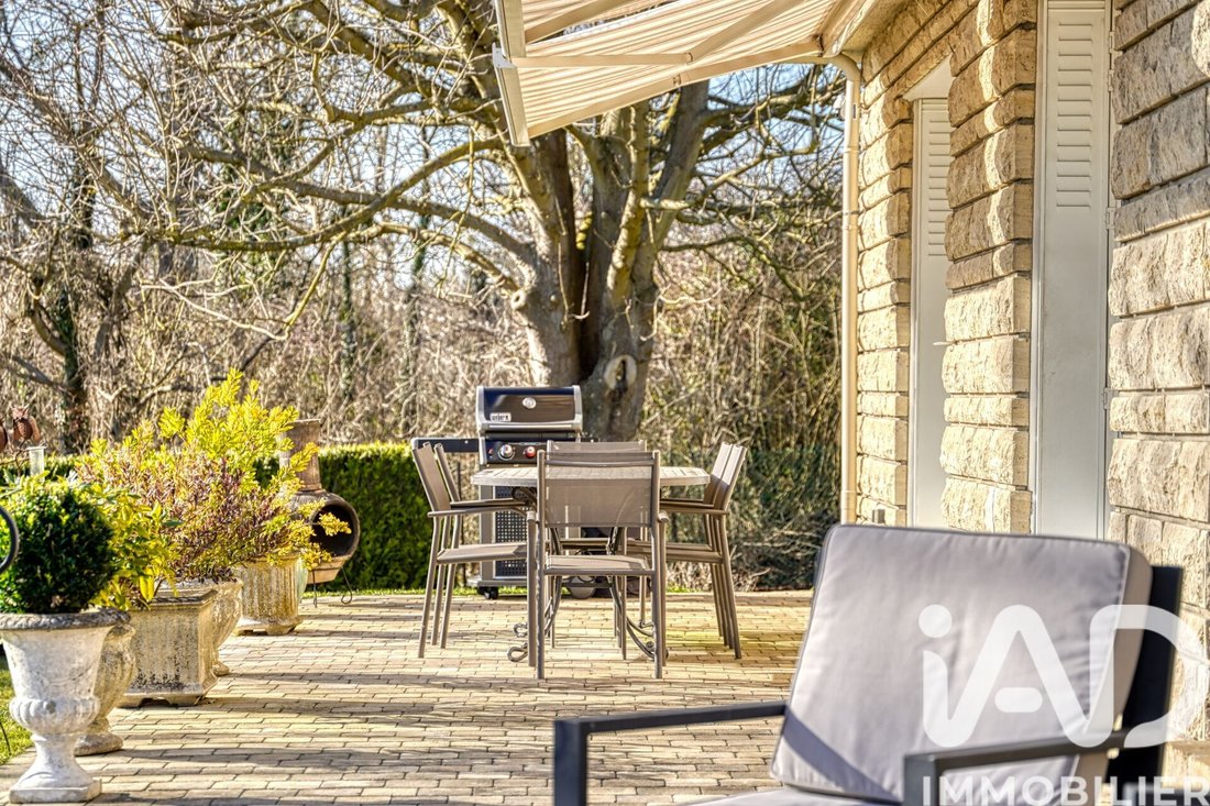 House in Vaux-sur-Seine, Ile-de-France, France 4 - 18161232